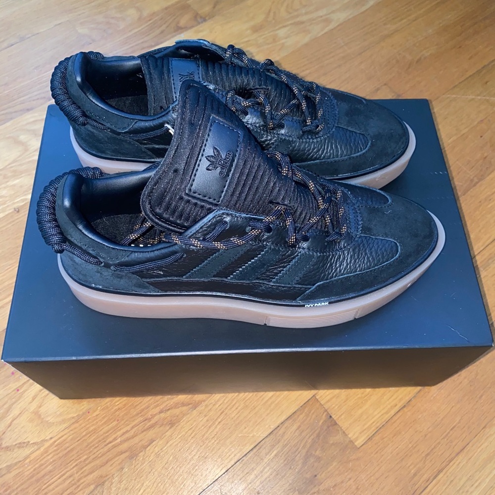 ADIDAS Supersleek 72 shoes